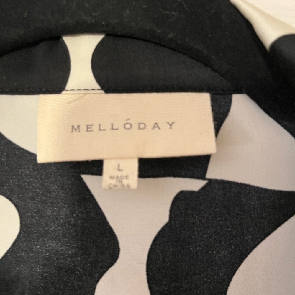 MELLODAY Black & White Abstract Wrap Jumpsuit - Picture 10 of 11